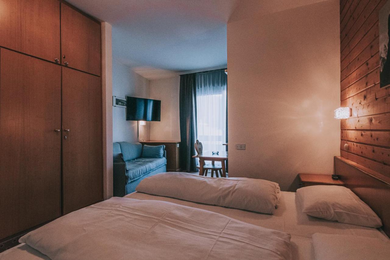 Hotel Planac 코르바라 인 바디아 외부 사진
