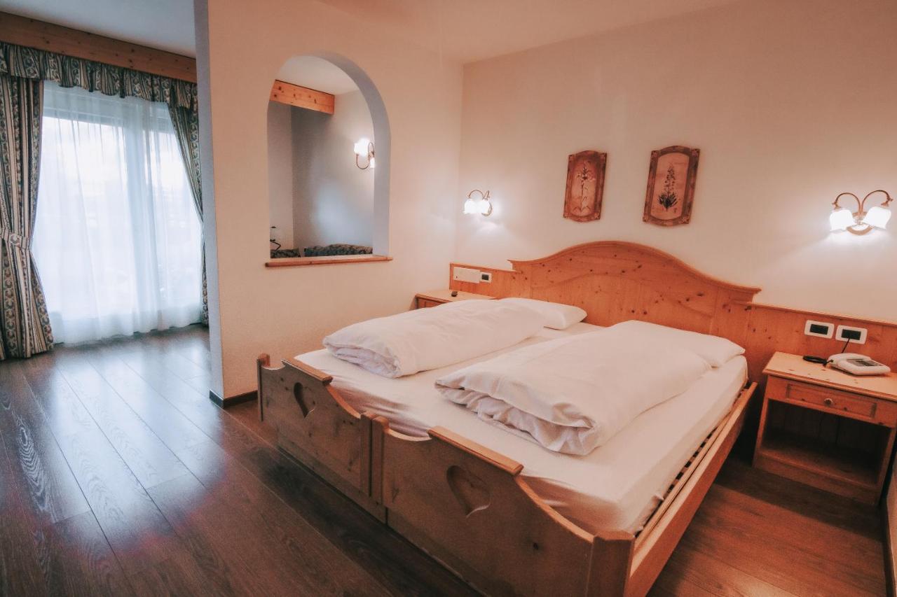 Hotel Planac 코르바라 인 바디아 외부 사진